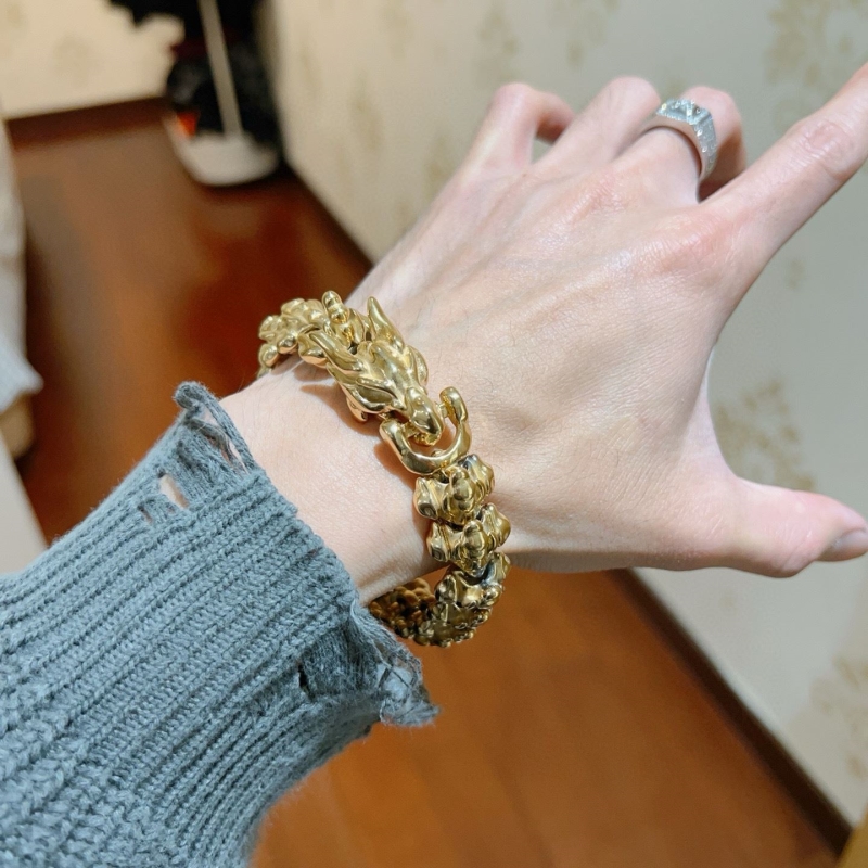 Ba1en*iaga bracelets